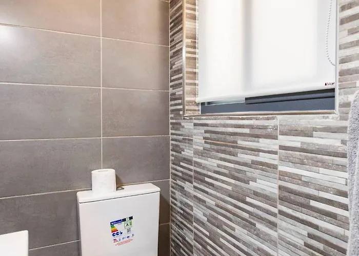 Appartement Mel 4 Seaview 2bed Ph In Ghadira By Homely *